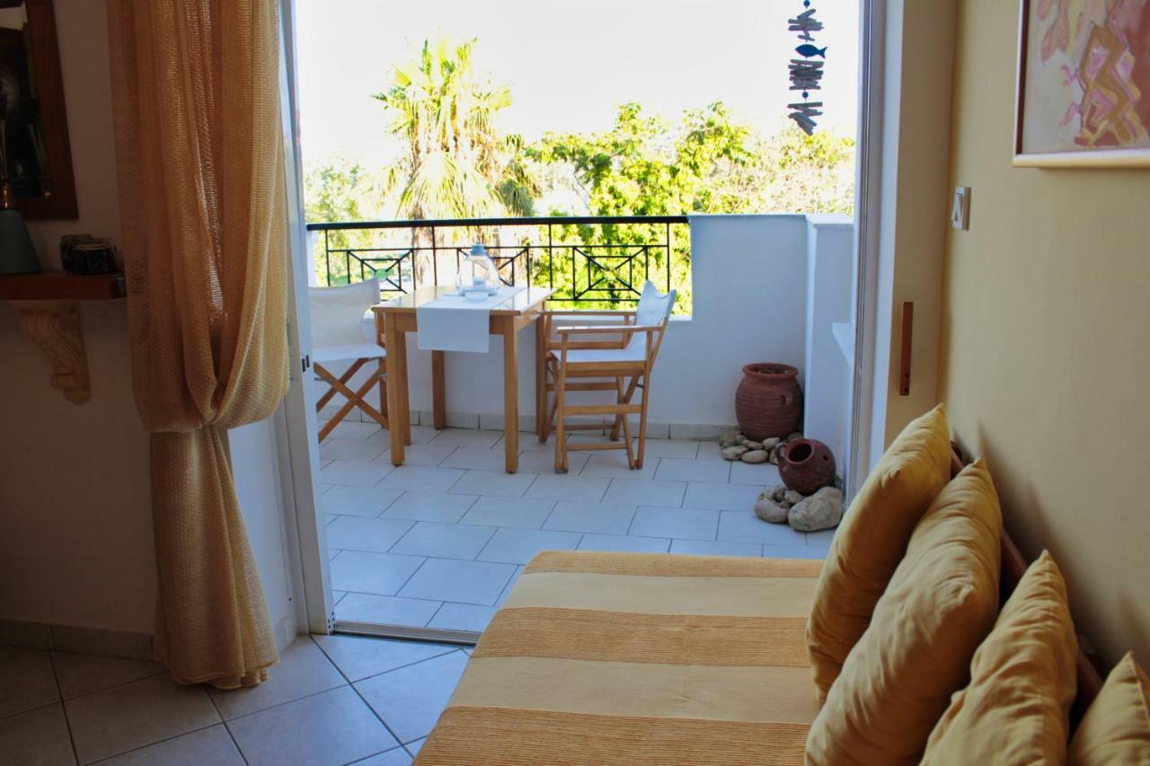 Fokais Beach Apartment Néa Fókaia Dış mekan fotoğraf